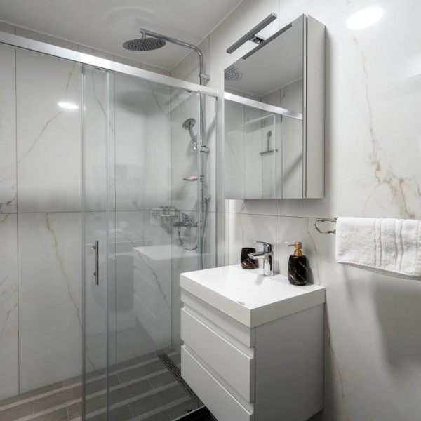 Bad, Apartman Kleopatra, Modern XXL Villa Katuni